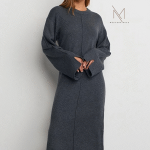 Gebreide midi-jurk met wijde mouwen