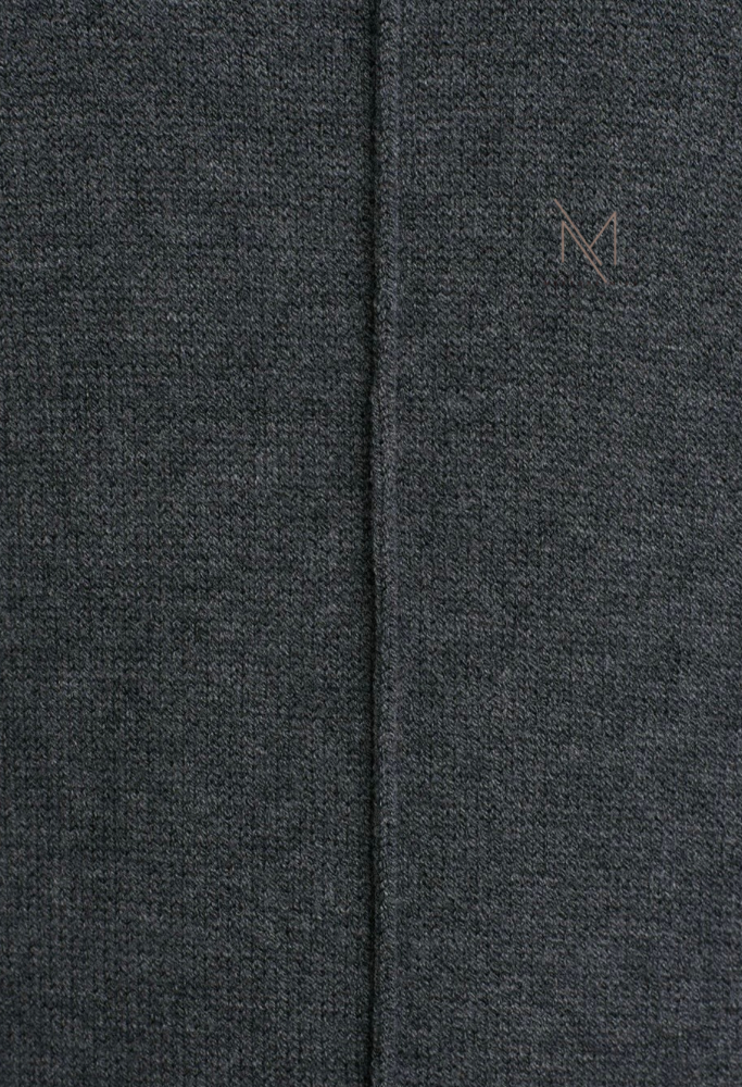 Gebreide midi-jurk met wijde mouwen