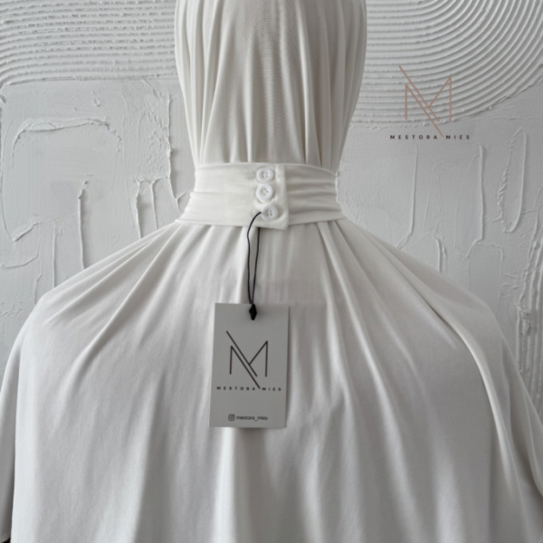 white instant bamboo jersey on model