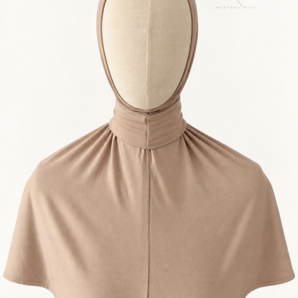 Donkerbeige instant bamboo jersey hijab van Mestora Mies