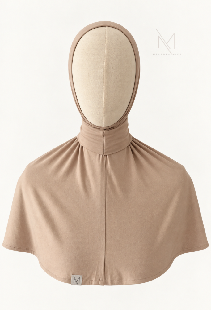 Donkerbeige instant bamboo jersey hijab van Mestora Mies